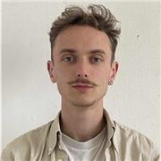 Artiste pluridisciplinaire prêt à vous enseigner mes savoirs-faire !